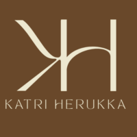 Valokuvaaja ja värianalyytikko Katri Herukka